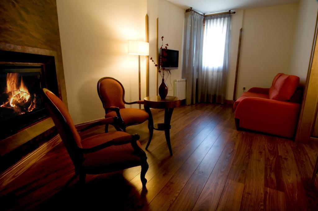 Rivera Del Duero San Esteban De Gormaz Kamer foto