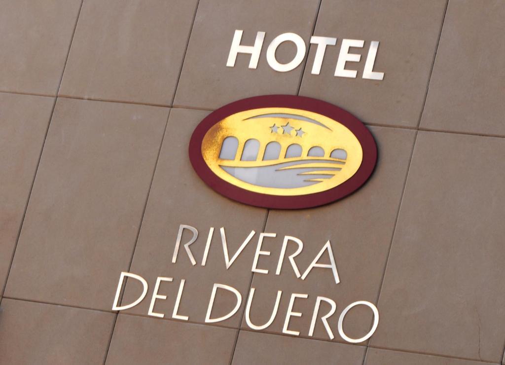 Rivera Del Duero San Esteban De Gormaz Buitenkant foto